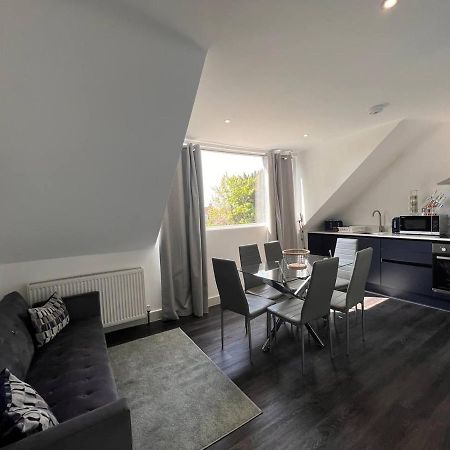 Modern 2 Bedroom Flat London Exteriör bild
