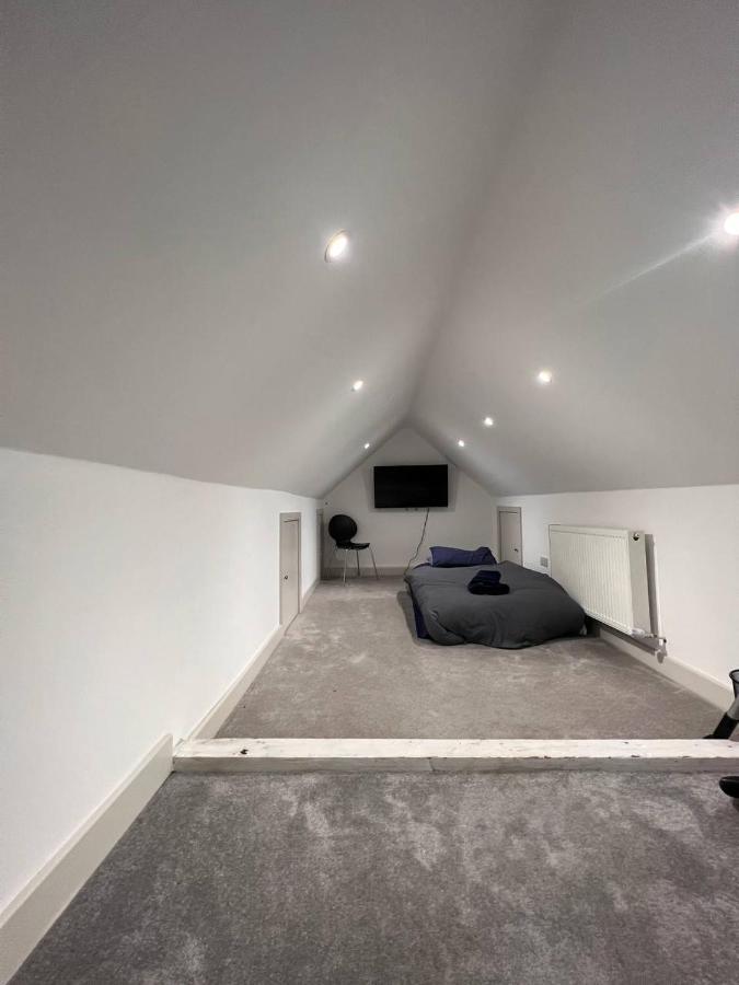 Modern 2 Bedroom Flat London Exteriör bild